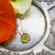 Load image into Gallery viewer, Poppy necklace/ gold
