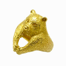 Load image into Gallery viewer, Hug bear ring/ gold
