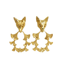 Load image into Gallery viewer, fox &amp; ginkgos piercings/ gold

